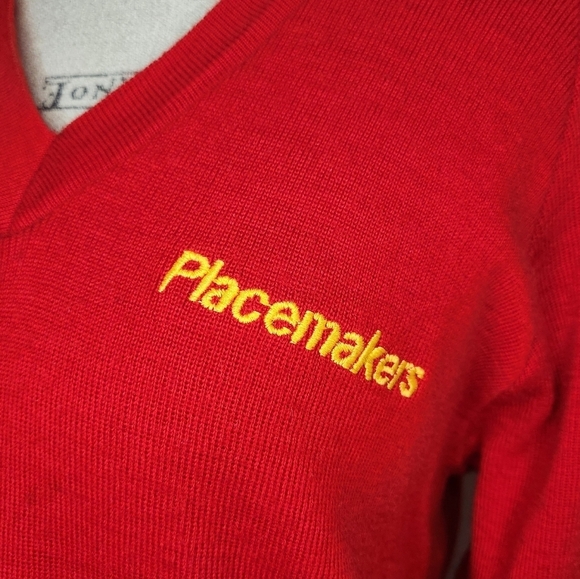 Vintage 80s Red Knit Sweater - Picture 5 of 9